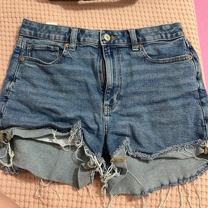 American Eagle mom shorts size 8!